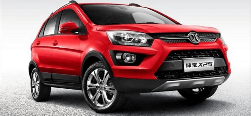 Foto: Autocosmos. El D20 se ofrecerá en versión sedán y hatchback, con precios de entre 179,900 y 210,900 pesos; mientras que la SUV se venderá a 239,900 pesos.