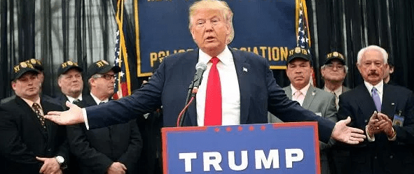 Foto: Página oficial de Trump. Esta la segunda renuncia de alto perfil de la campaña de Trump después de que el director de campaña Corey Lewandowski dejara el equipo principios de junio.
