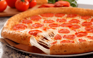 Foto: Grandes Empresas. En el próximo año, Alsea planea abrir 5 unidades de Domino’s en México.