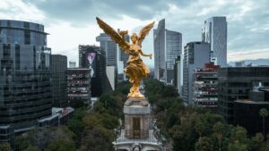 Consumo privado y exportaciones impulsan el PIB de México: OCDE