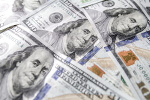 El peso gana; el dólar pierde por cierre de gobierno