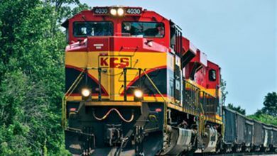 Kansas City Southern (KCS) informó que se fusionará con Canadian National Railway en un acuerdo de aproximadamente 30,000 millones de dólares. Kansas City Southern (KCS) reported that it will merge with Canadian National Railway in an approximately $ 30 billion deal.