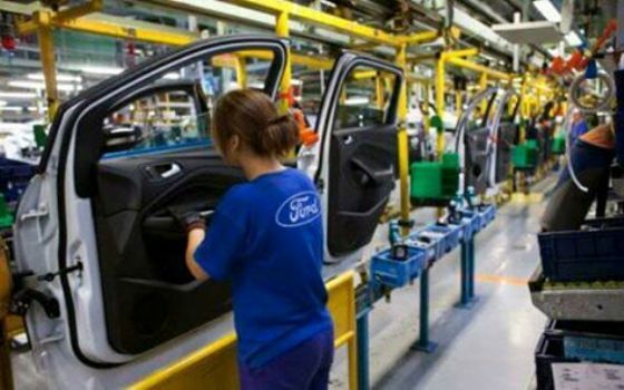 Exportaciones automotrices mexicanas crecen 17.5%. Mexican automotive exports grow 17.5%. Les exportations automobiles mexicaines augmentent de 17,5 %. As exportações automotivas mexicanas crescem 17,5%.