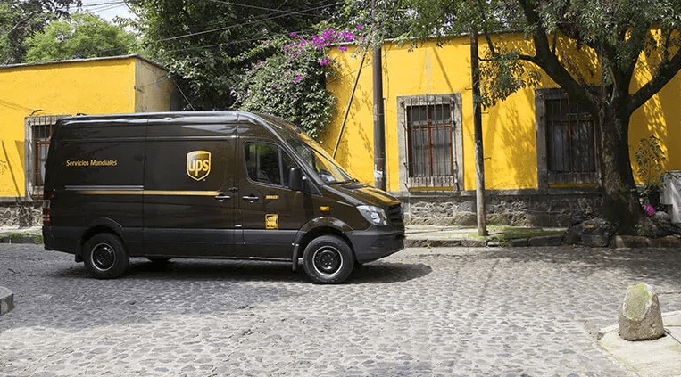 UPS and Estafeta announced the expansion of their commercial alliance that began last June to continue offering exporters, new or existing, the opportunity to take advantage of the benefits of the new T-MEC by reaching the US market in just one day.