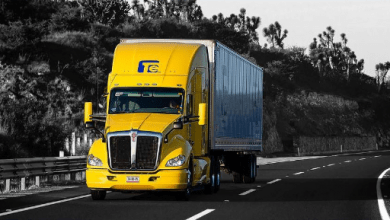 Grupo Traxion, a company in the transportation and logistics industry in Mexico, announced this Wednesday that it contracted debt for 3.5 billion pesos.