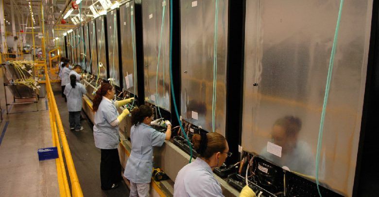 Regla octava: importaciones por US$ 11,000 millones. Eighth rule: imports for US$ 11,000 million. Huitième règle : des importations pour 11 milliards de dollars. Regla oitava: importações por US$ 11.000 milhões.