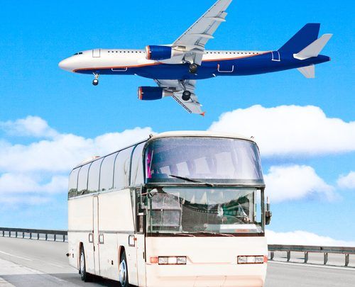 En México crece la competencia entre los servicios de autobuses y aviones.