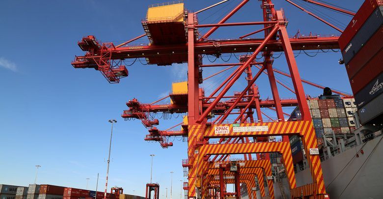 La OMC estimó que el crecimiento mundial de mercancías será de 3.5% en 2022. The WTO estimated that world merchandise growth will be 3.5% in 2022.