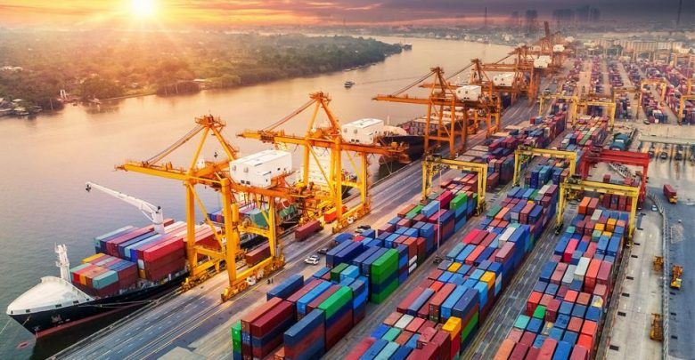 La recaudación de México proveniente de operaciones de comercio exterior se ubicó en 726,217.4 millones de pesos al tercer trimestre de 2019, un alza de 2.5% real con respecto al mismo periodo del año previo.
