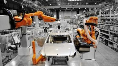 ABB tiene entre sus principales competidores en el negocio de robótica y automatización discreta a Fanuc, Kuka, Yaskawa, Kawasaki, Dürr, Stäubli, Universal Robots, Rockwell Automation y Siemens.