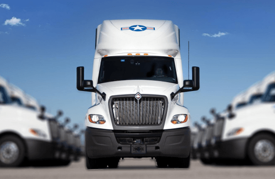The US company USA Truck operates 1,990 tractor trucks in the United States, Mexico and Canada.