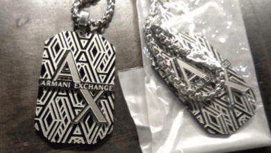 Officials from the Office of Customs and Border Protection (CBP) seized two shipments of jewelry and watches in Cincinnati, United States, that if they were genuine they would be worth 9.6 million dollars.