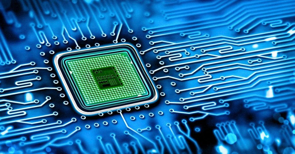Intel (United States) and Samsung (South Korea) ranked as the largest companies by semiconductor sales in the world in mid-2020, according to an analysis by the European Parliament.