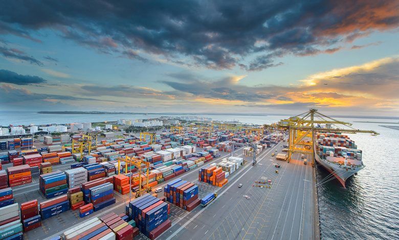 El índice ClarkSea global de segmentos cruzados cayó 2% en 2020, indicó la Agencia Europea de Seguridad Marítima (AESM). The ClarkSea global cross-segment index fell 2% in 2020, the European Maritime Safety Agency (EMSA) said.