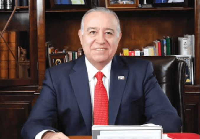 Valentín Diez Morodo se mantiene activo como miembro del Consejo Mexicano de Negocios (CMN), presidente del Consejo Empresarial Mexicano de Comercio Exterior, Inversión y Tecnología (Comce), integrante del consejo de administración de varias empresas y miembro de patronatos. Valentín Diez Morodo remains active as a member of the Mexican Business Council (CMN), president of the Mexican Business Council for Foreign Trade, Investment and Technology (Comce), a member of the board of directors of several companies and a member of boards of trustees.