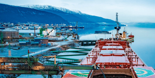 El transporte marítimo de carbón aumentó 10.8% en el tercer trimestre de 2021 en comparación con el trimestre anterior. Coal shipping increased 10.8% in the third quarter of 2021 compared to the previous quarter.