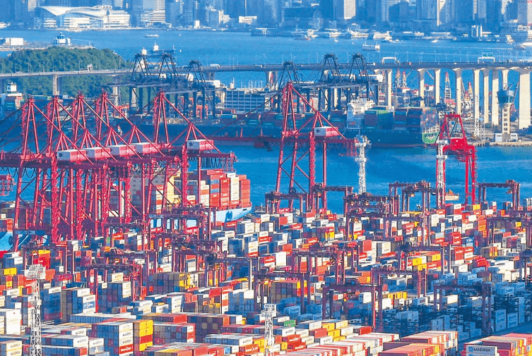 El sector de la logística en Hong Kong mostró un desempeño mixto en el tercer trimestre. The logistics sector in Hong Kong showed a mixed performance in the third quarter.