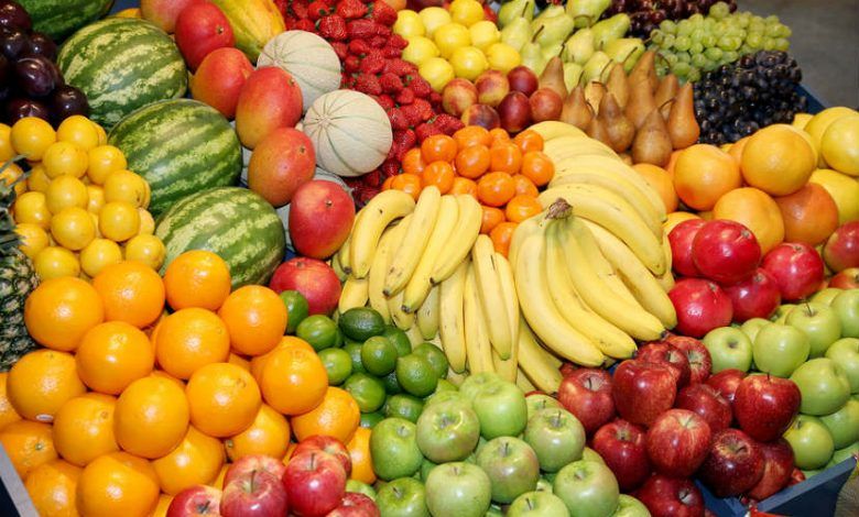 La producción mundial de frutas aumentó 54% entre 2000 y 2019, a 883 millones de toneladas. World fruit production increased 54% between 2000 and 2019, to 883 million tons.