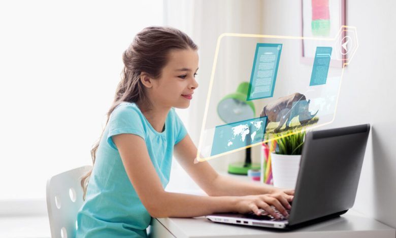 Estados Unidos ha tomado acciones para reducir la brecha digital en su propio territorio, a través de recursos de Ley CARES. The United States has taken actions to reduce the digital divide in its own territory, through resources from the CARES Act.
