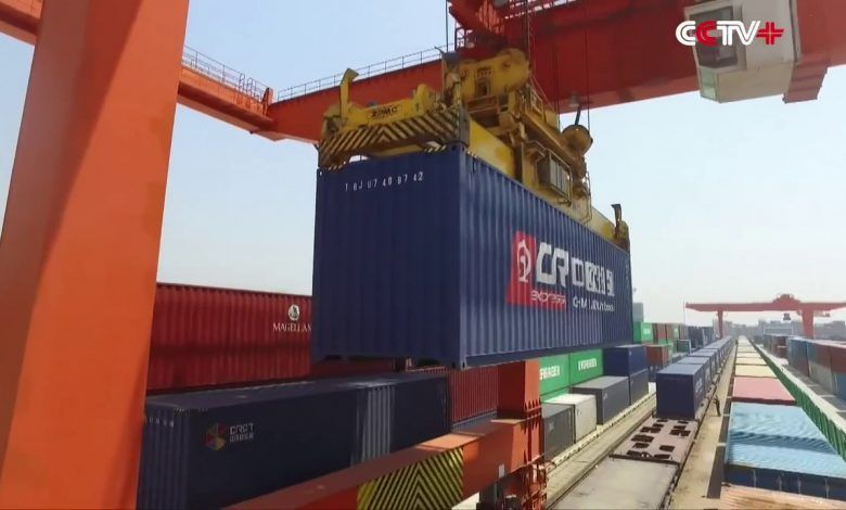 Comercio mundial: China y las cadenas globales de valor. World trade: China and global value chains. Commerce mondial : la Chine et les chaînes de valeur mondiales. Comércio mundial: a China e as cadeias globais de valor.