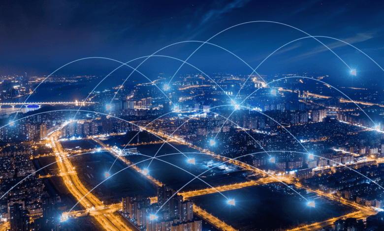 AT&T informó que su red en los Estados Unidos cubre más de 250 millones de personas con su tecnología 5G. AT&T reported that its network in the United States covers more than 250 million people with its 5G technology.