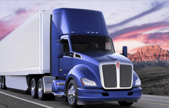 Cummins dirigió 15% de sus ventas de 2021 a la empresa fabricante de camiones medianos y pesados PACCAR. Cummins directed 15% of its 2021 sales to the medium and heavy truck manufacturer PACCAR.