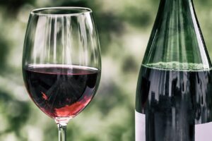 Parmawines busca distribuidores de vino en México, Canadá y China