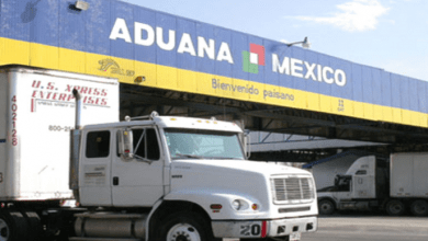 Las aduanas de México emitieron 573 órdenes de embargo (270 por subvaluación y 303 verificaciones de domicilio) en 2021. Mexican customs issued 573 seizure orders (270 for undervaluation and 303 address verifications) in 2021.