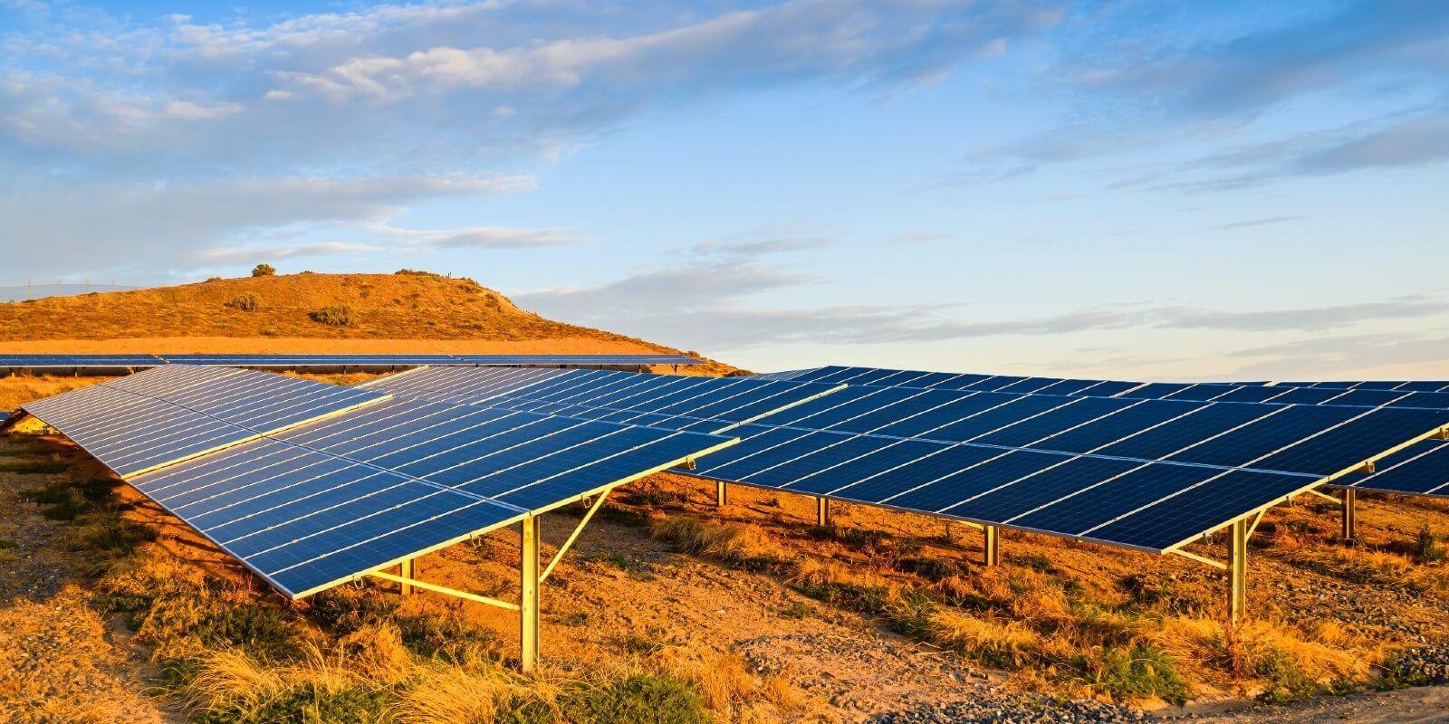 Energía solar fotovoltaica: México y China. Photovoltaic solar energy: Mexico and China. Énergie solaire photovoltaïque : Mexique et Chine.