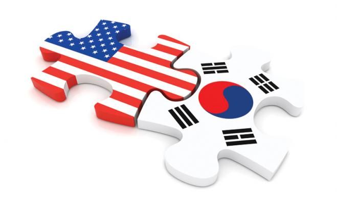El TLC entre Estados Unidos y Corea del Sur aumentó los flujos bilaterales de comercio e inversión. The FTA between the United States and South Korea increased bilateral trade and investment flows.