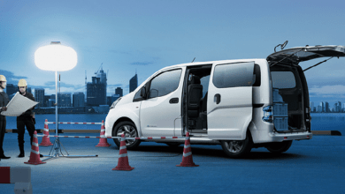Nissan ha logrado avances en la electrificación de vehículos comerciales, tanto en furgonetas como en ambulancias y camionetas. Nissan has made progress in the electrification of commercial vehicles, both in vans and in ambulances and pickup trucks.