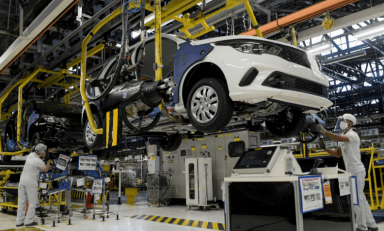 Exportaciones de México: el empuje de la industria automotriz. Mexico's exports: a boost for the automotive industry. Les exportations du Mexique : le moteur de l'industrie automobile.