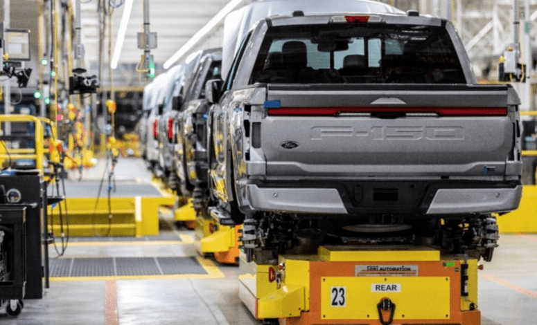 Producción mundial de vehículos: tendencia. World vehicle production: trend. Production mondiale de véhicules : tendance. Produção mundial de veículos: tendência.