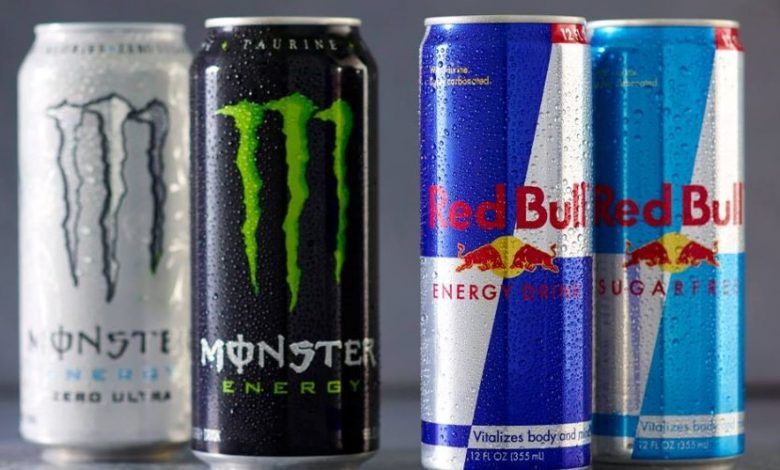 Dupolio en bebidas energéticas: Monster y Red Bull. Dupolio in energy drinks: Monster and Red Bull. Dupolio dans les boissons énergisantes : Monster et Red Bull. Dupolio em bebidas energéticas: Monster e Red Bull.