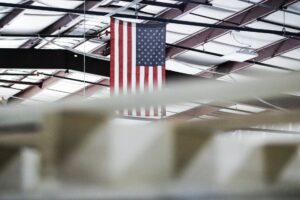 Atração de investimentos nos Estados Unidos antes e depois das tarifas